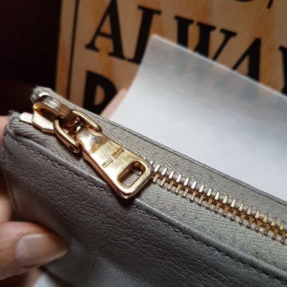 Miu miu wallet grey - Picture 4 of 8